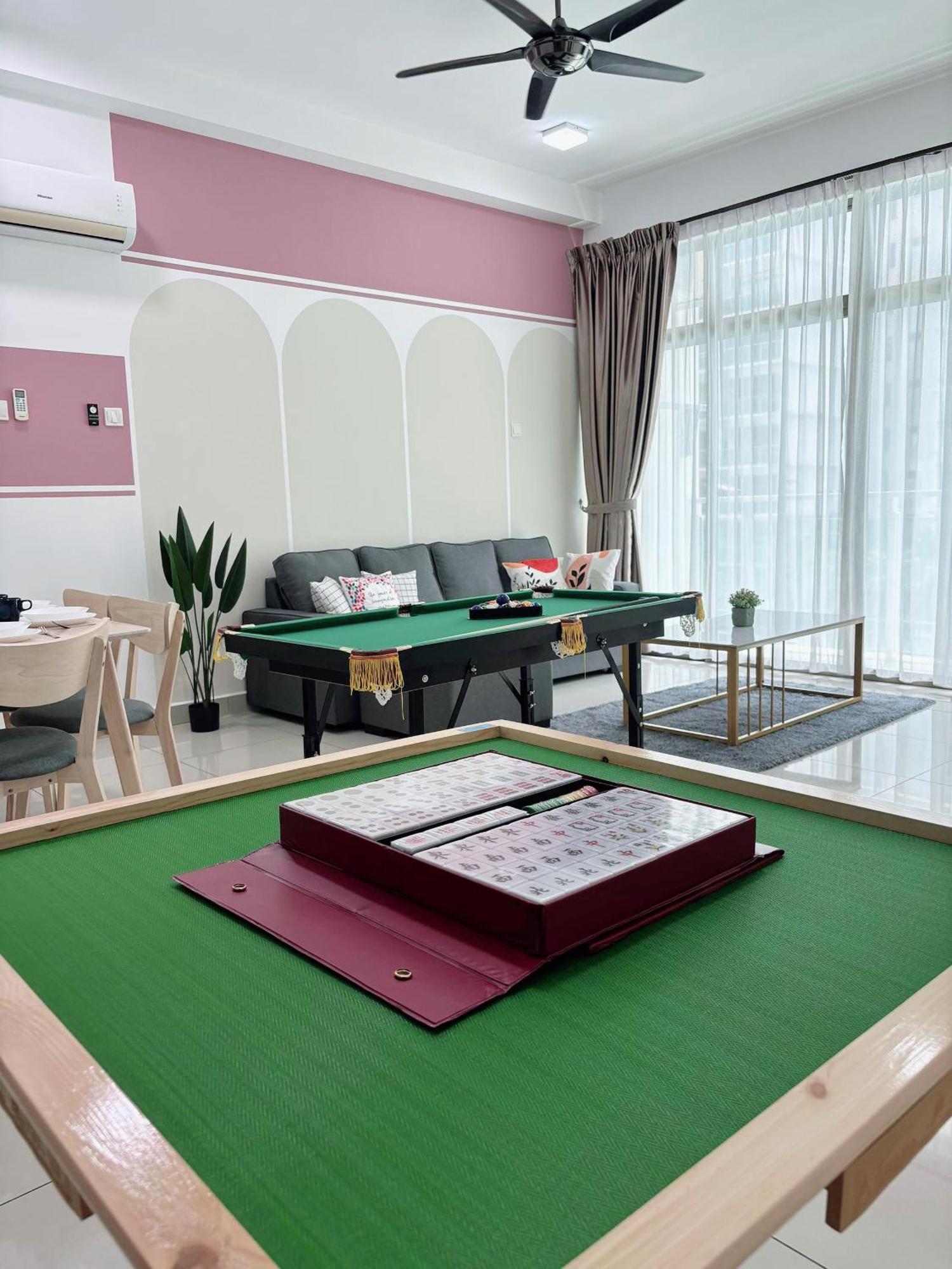 Mount Austin #palazio B2 3r2b 1-9pax #mspro * Johor Bahru